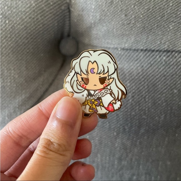 Manga Jewelry - Sesshomaru enamel pin